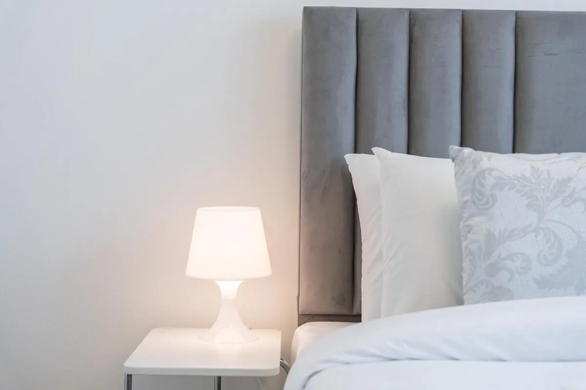 Posh 2-Bedroom Flat In The Heart Of Downtown, Dubai!